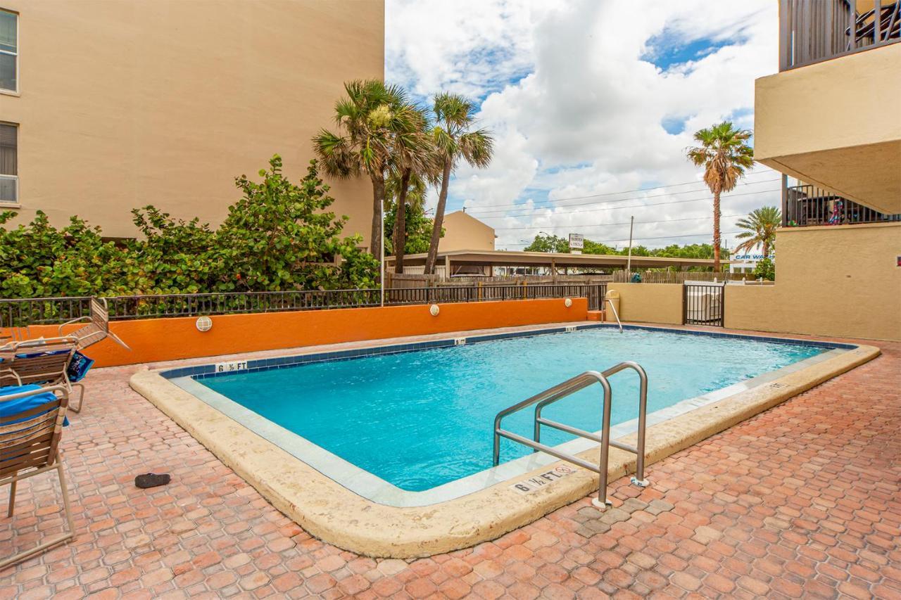 104 Las Brisas Condo St. Pete Beach Εξωτερικό φωτογραφία